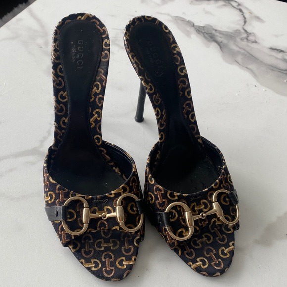 Vintage Gucci heels - Picture 1 of 3